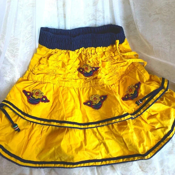 Toddler Girls Cute Skirt Size 3T - 4T with beaded charms stretch elastic waist - Picture 1 of 5